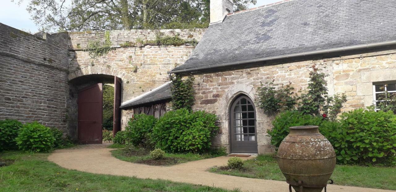 Manoir Du Moustoir - Hotel Les Empreintes Saint-Évarzec Dış mekan fotoğraf